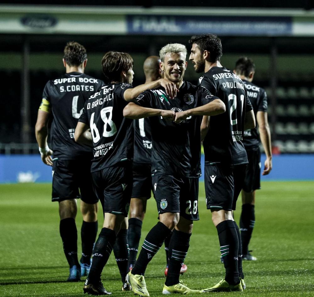 九游体育-关于瓦伦西亚训练开放日；加时末段调整名单引欢呼；葡超在即；赛程密集仍需轮换的信息-九游体育