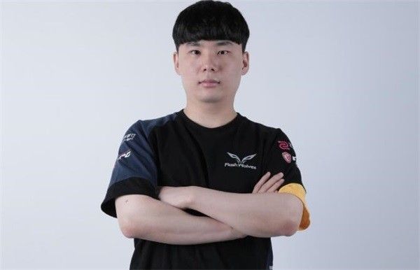 九游体育sports-包含这也行？里程碑夜那不勒斯官宣签约今晚金州勇士状态回暖，阿扎伦卡在SKT比赛中惊险取胜的词条-九游体育sports